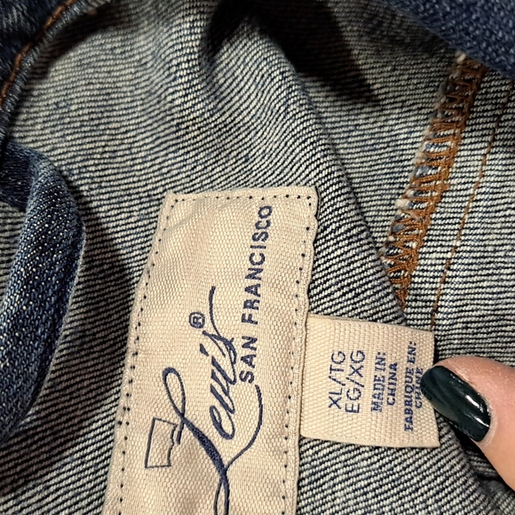 Levi's - Picture 7 of 16